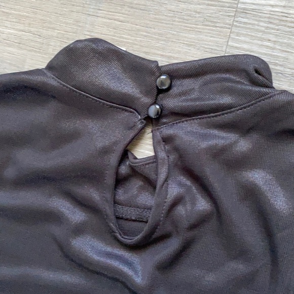 Black Ruched body-con dress - Picture 4 of 4